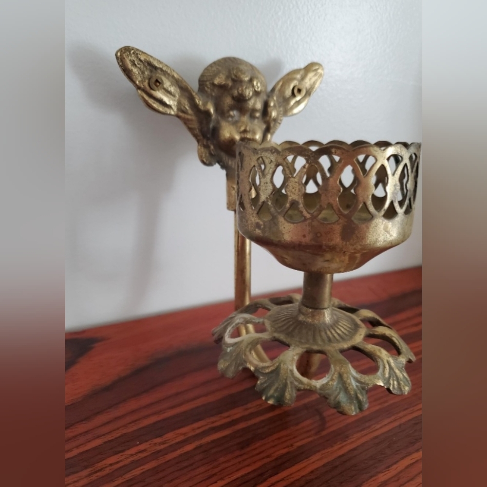 Vintage brass cherub/winged angel/glass holder/ Vintage bathroom/cup holder